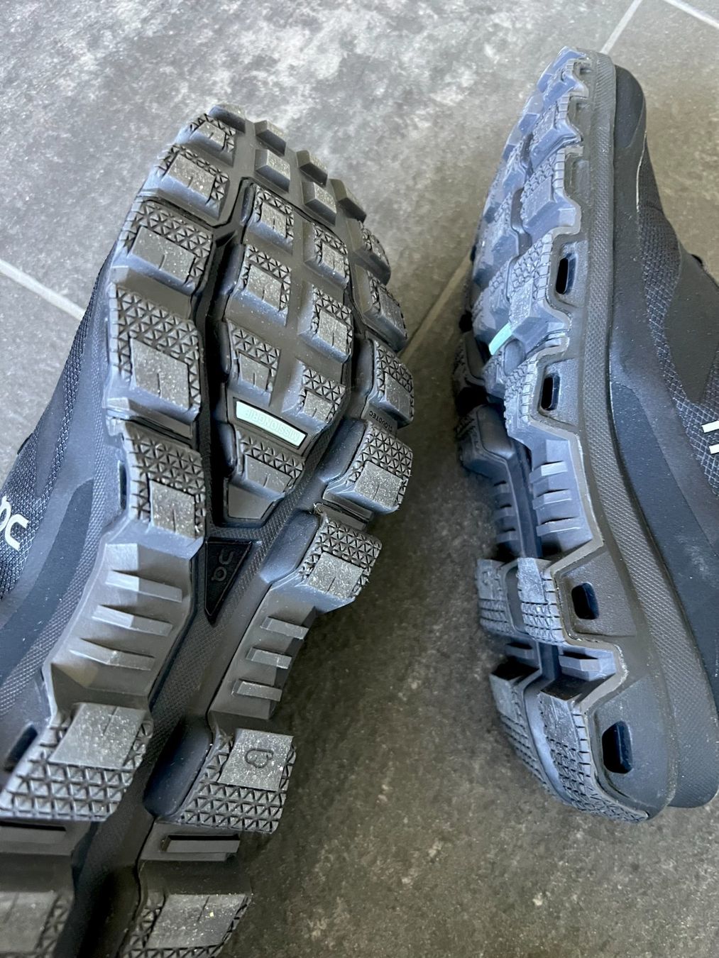 On Scarpe da donna: Neu, mit Sticker im In : On Cloudventure Waterproof – Nuovo (secondo la descrizione) da Ostermundigen venduto da Fred_BE 4