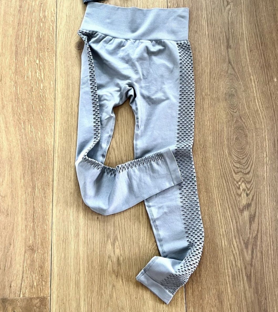 Leggings: Sportleggins in hellgrau, neu – Nuovo (secondo la descrizione) da Menziken venduto da sense83