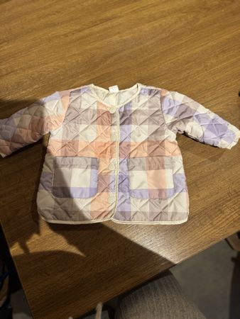 Veste matelassée H&M bébé 6-9 mois légère été parfait
