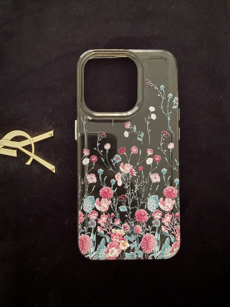 Apple Covers & Schutzfolien: iPhone 15pro Cover  – Gebraucht aus Wetzikon ZH von tuna83