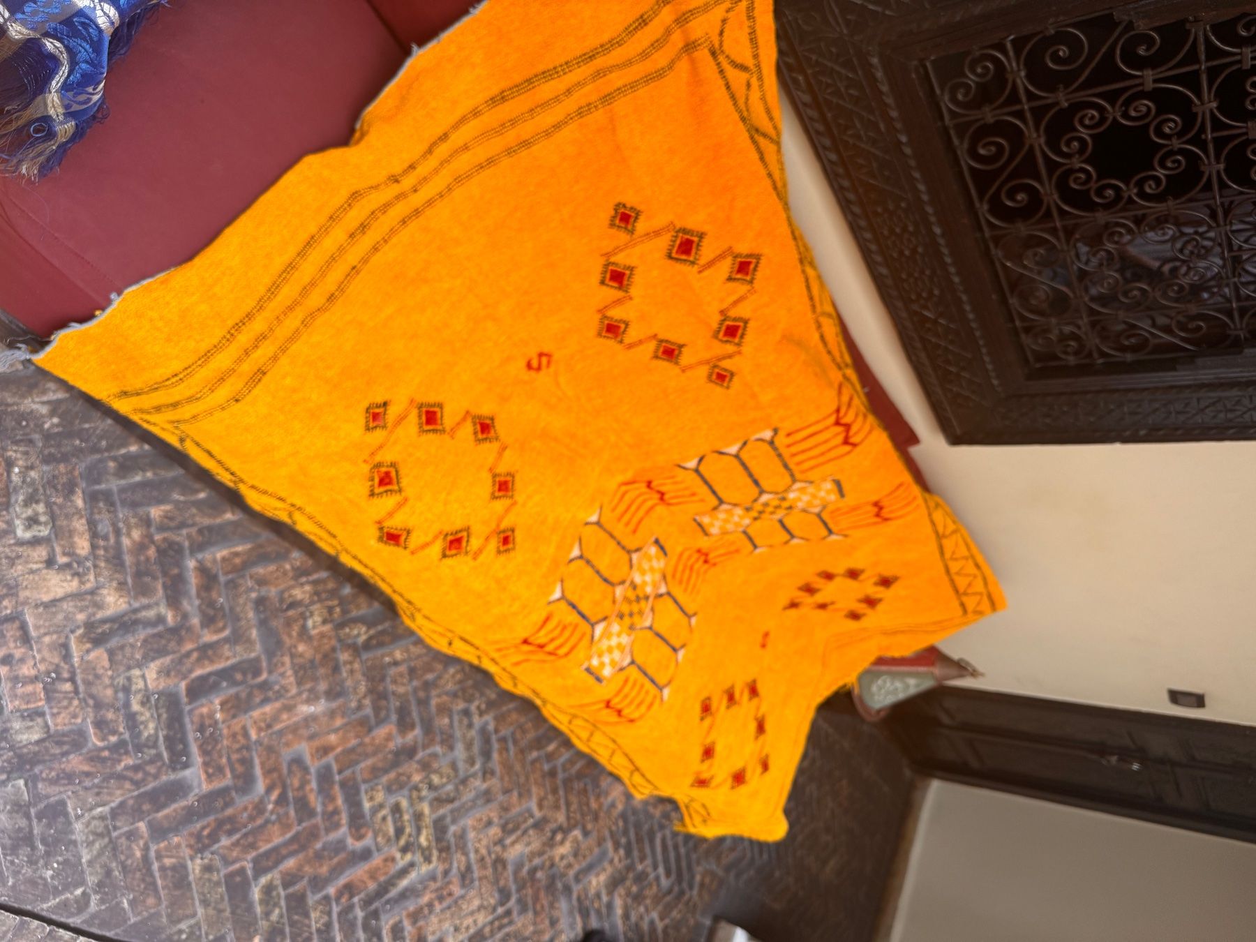 Teppiche: Handgemacht Berberteppich orange gelb – Gebraucht aus Zürich von nol_8yf2 1