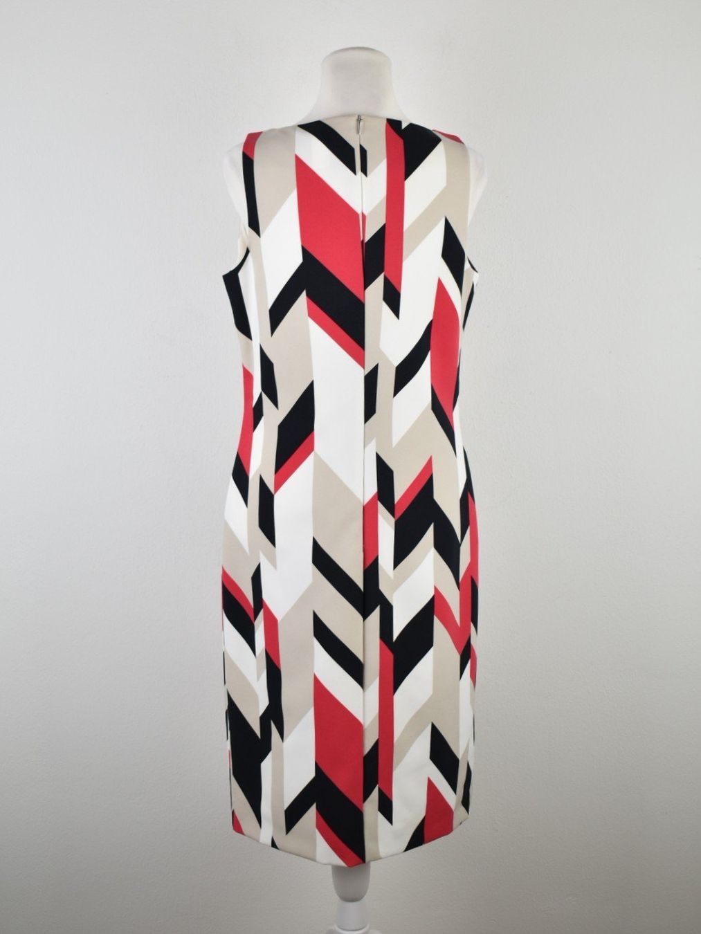 Hugo Boss Kleider: Boss Kleid Gr.38, neuwertig – Neu (gemäss Beschreibung) aus Nürensdorf von 2ND_STORY 3