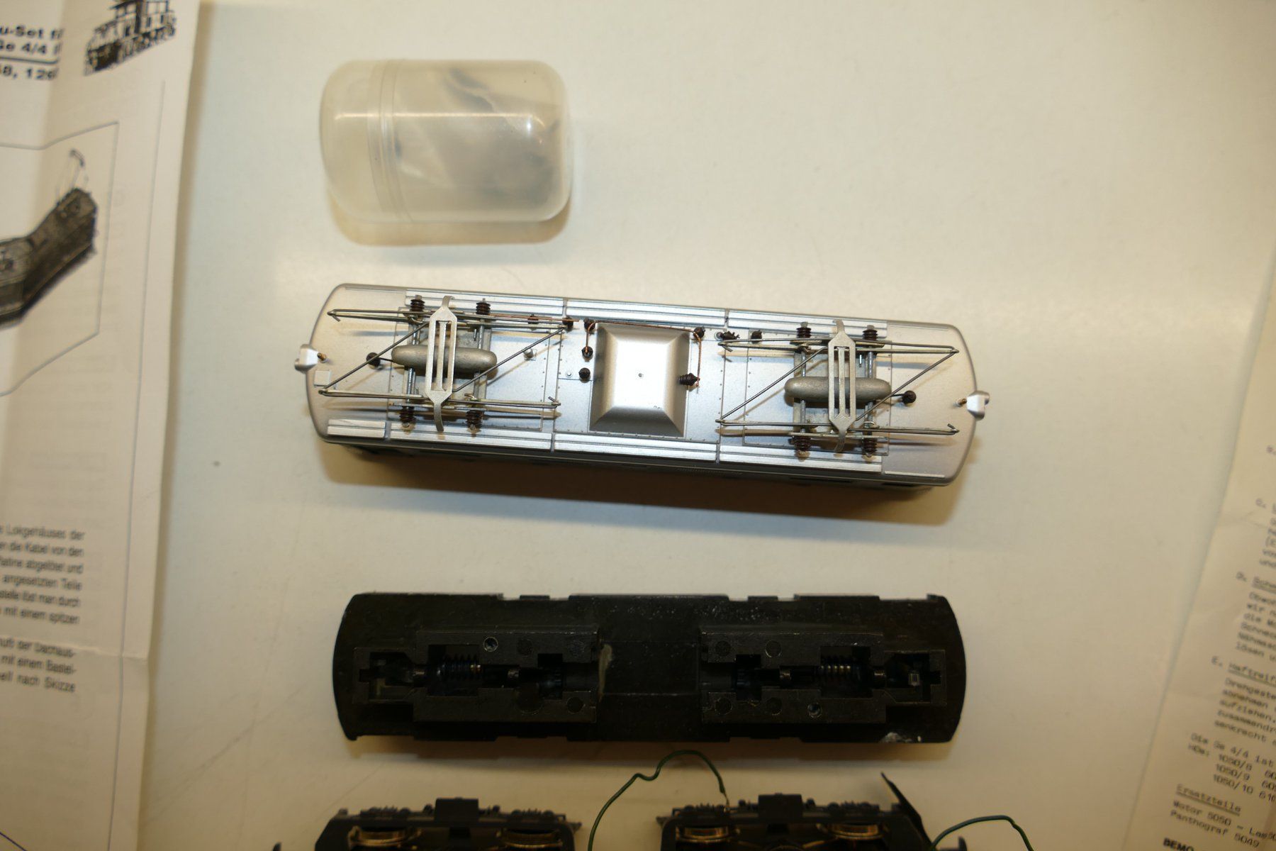 Bemo Modellini di ferrovie: Bemo H0m: RhB Elektrolok Silvreta mit Umbau Set – Difettoso da Niederhasli venduto da rail-duerst 4