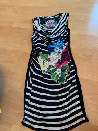 Magnifique robe d’été Desigual 36-38