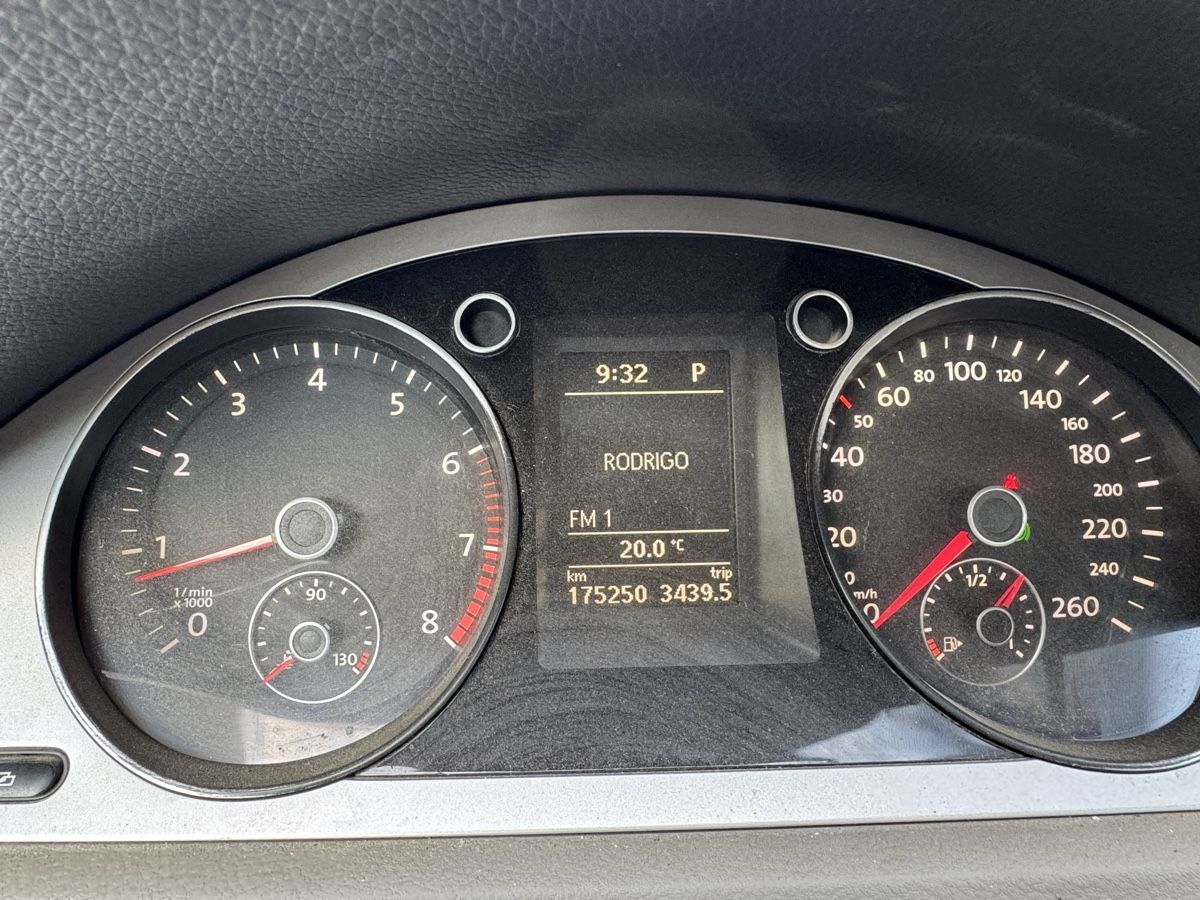 VW Autos: VW Passat 3.2i V6 4Motion – Gebraucht aus Koppigen von JakupiFahrzeughandel 8