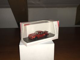 Porsche 911 Typ 930 Turbo 1/64 no Mini GT