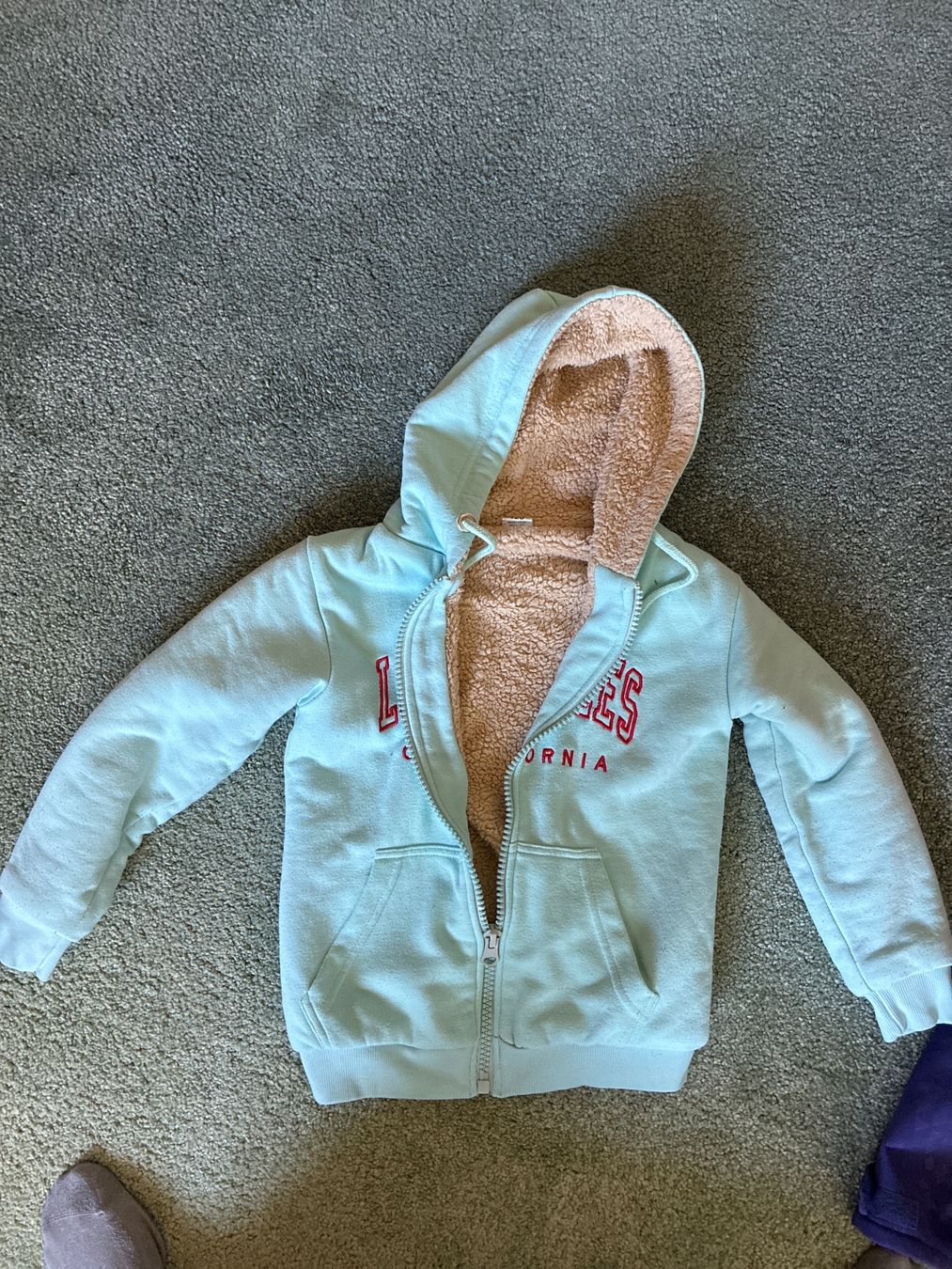 Jacken: Jäggli mit Zip – Neu (gemäss Beschreibung) aus Urdorf von bia_t9lj