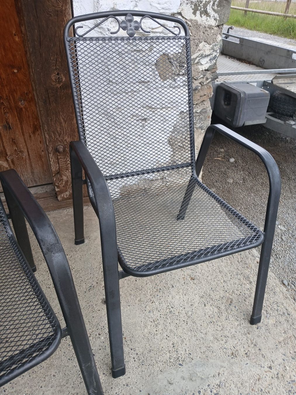 Sedie: 2 Stk. Metall Gartenstühle, stappelbar – Usato da Obfelden venduto da Alf2005 1