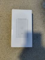 Ubiquiti POE-24-24W-WH PoE Adapter 24V in box1