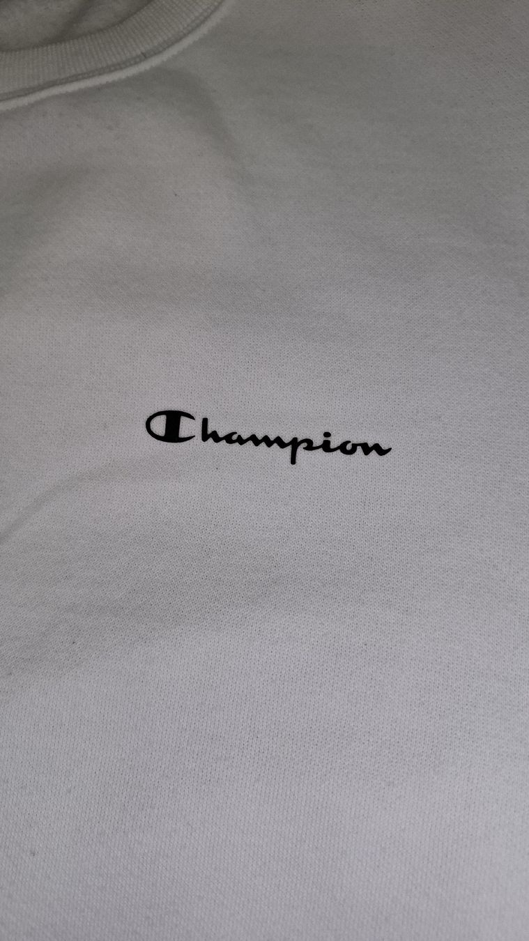 Champion Maglioni & Felpe: Pull Champion blanc, taille L, parfait pour l'hiver! – Usato da Le Landeron venduto da rue_k9kg 1