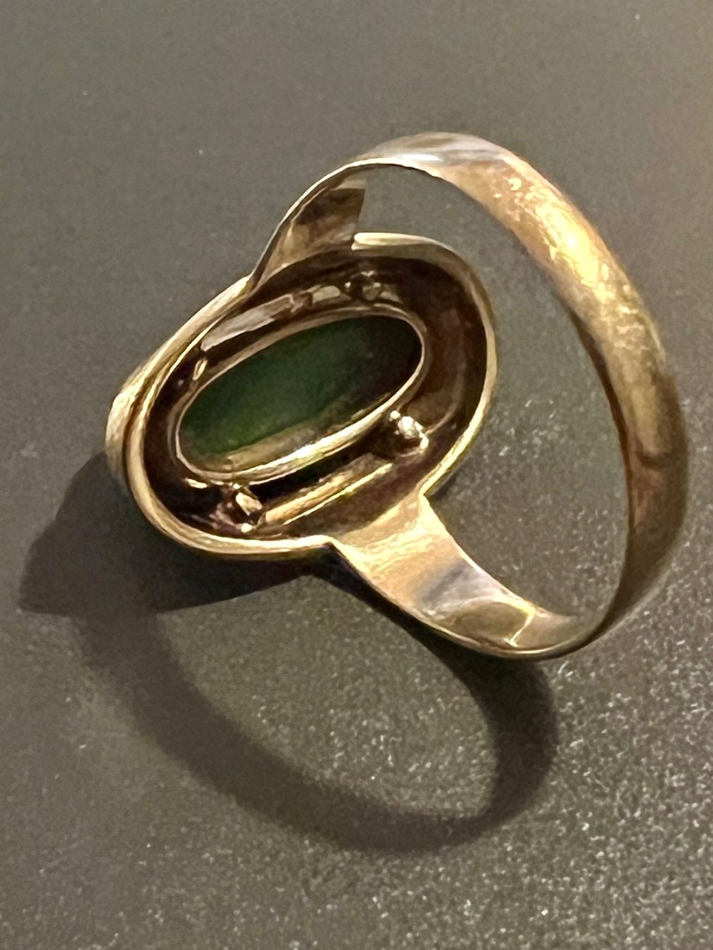 Anelli: Gold-Ring 9K mit grünem Stein – Usato da Chur venduto da Penting1935 4