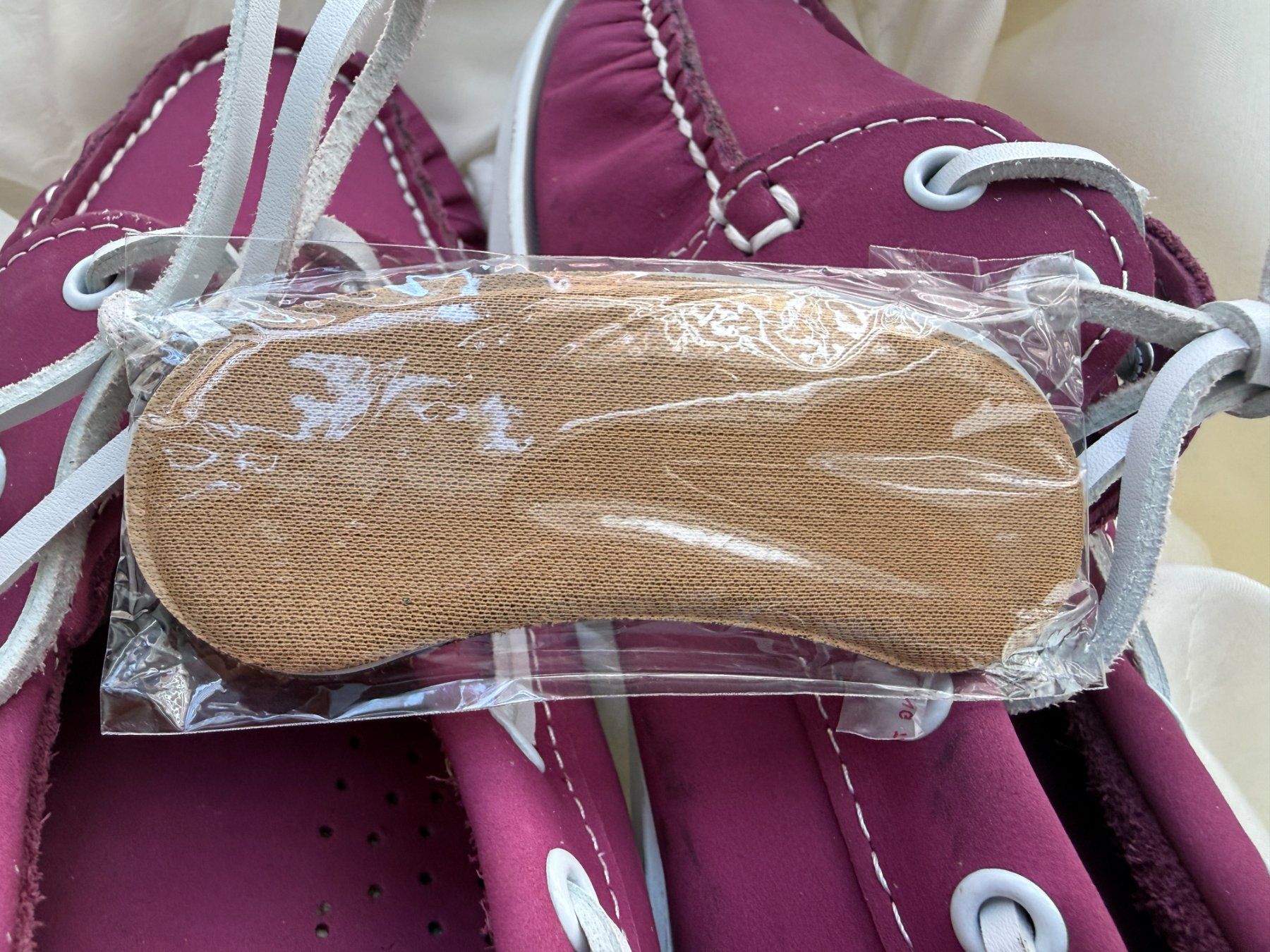 Scarpe da uomo: Schuhe Grösse 42 - Pflaumenfarben - NEU – Nuovo e nell'imballaggio originale da Vacallo venduto da cri_229f 6