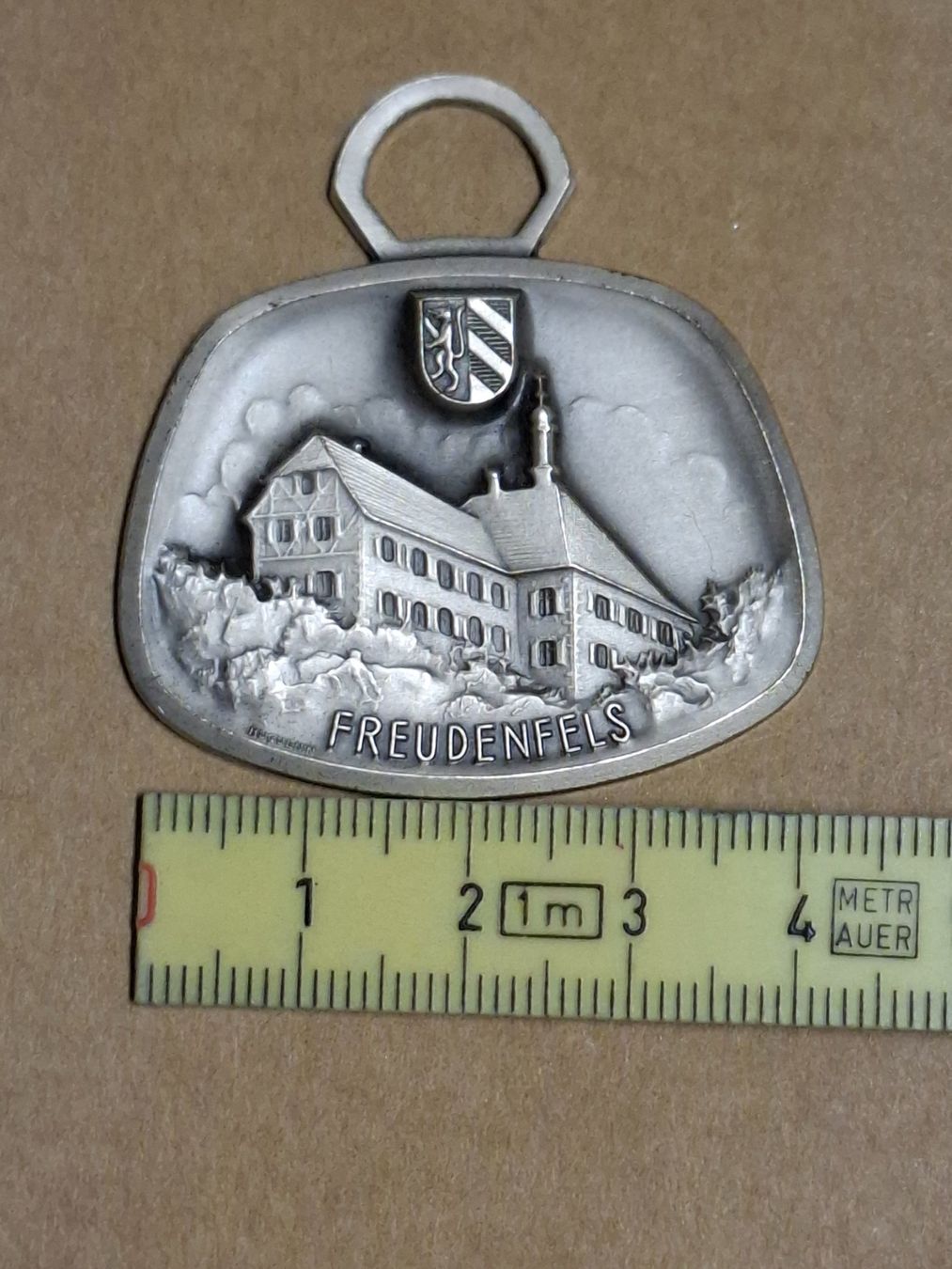 Medaglie: Freudenfels (D81) – Usato da Schwanden GL venduto da Suvorov 1