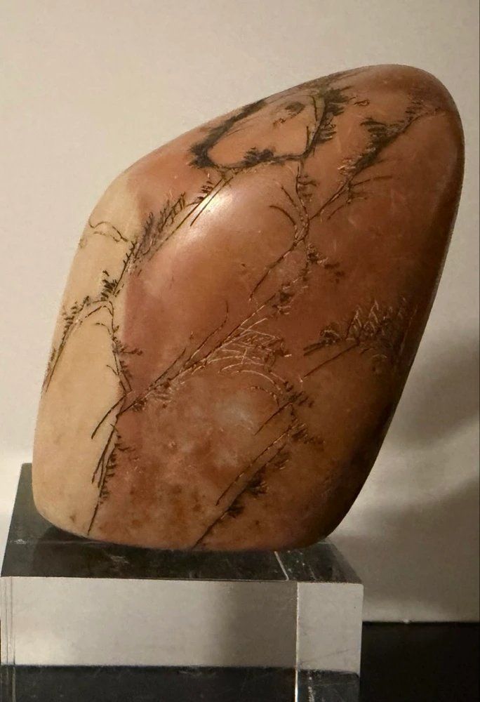 Statuette: Geritzter Stein auf chinesisch/Japanisch – Usato da Hinwil venduto da Chnap 2