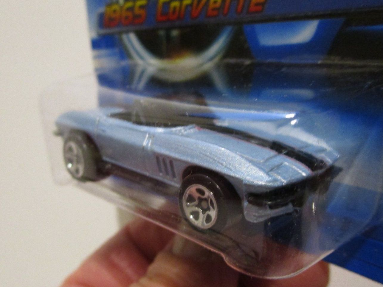 Chevrolet Modellini d'auto: HOT WHEELS 1965 CORVETTE - H9078 – Nuovo e nell'imballaggio originale da Chêne-Bourg venduto da breno56 1