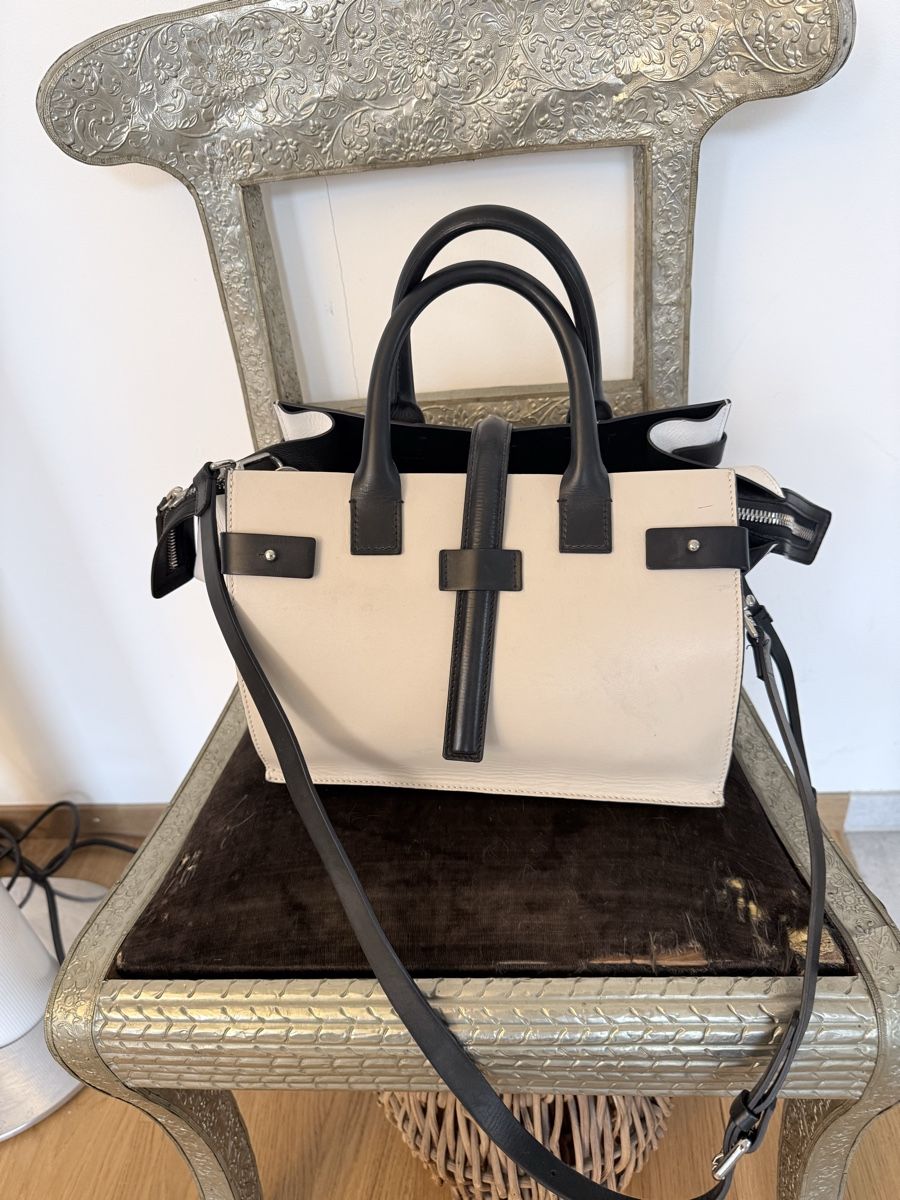 Taschen für Damen: Costume National. Tasche. – Gebraucht aus Zürich von Reloved2020