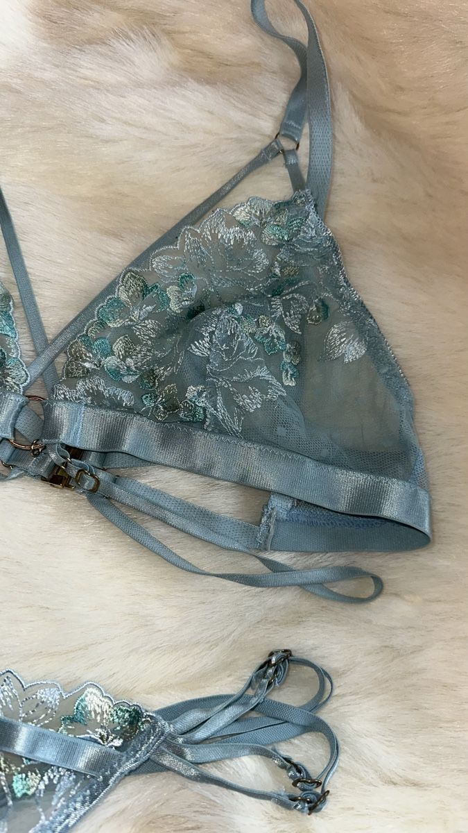 Altra biancheria intima: Blue Floral Dessous Set – Usato da Goldau venduto da rkl86 2