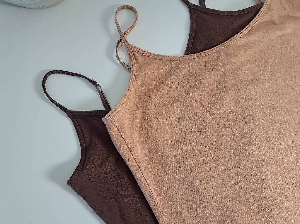 Tops: 2 Basic Tops in Grösse L beige und braun – Gebraucht aus Rupperswil von White-Dove 2