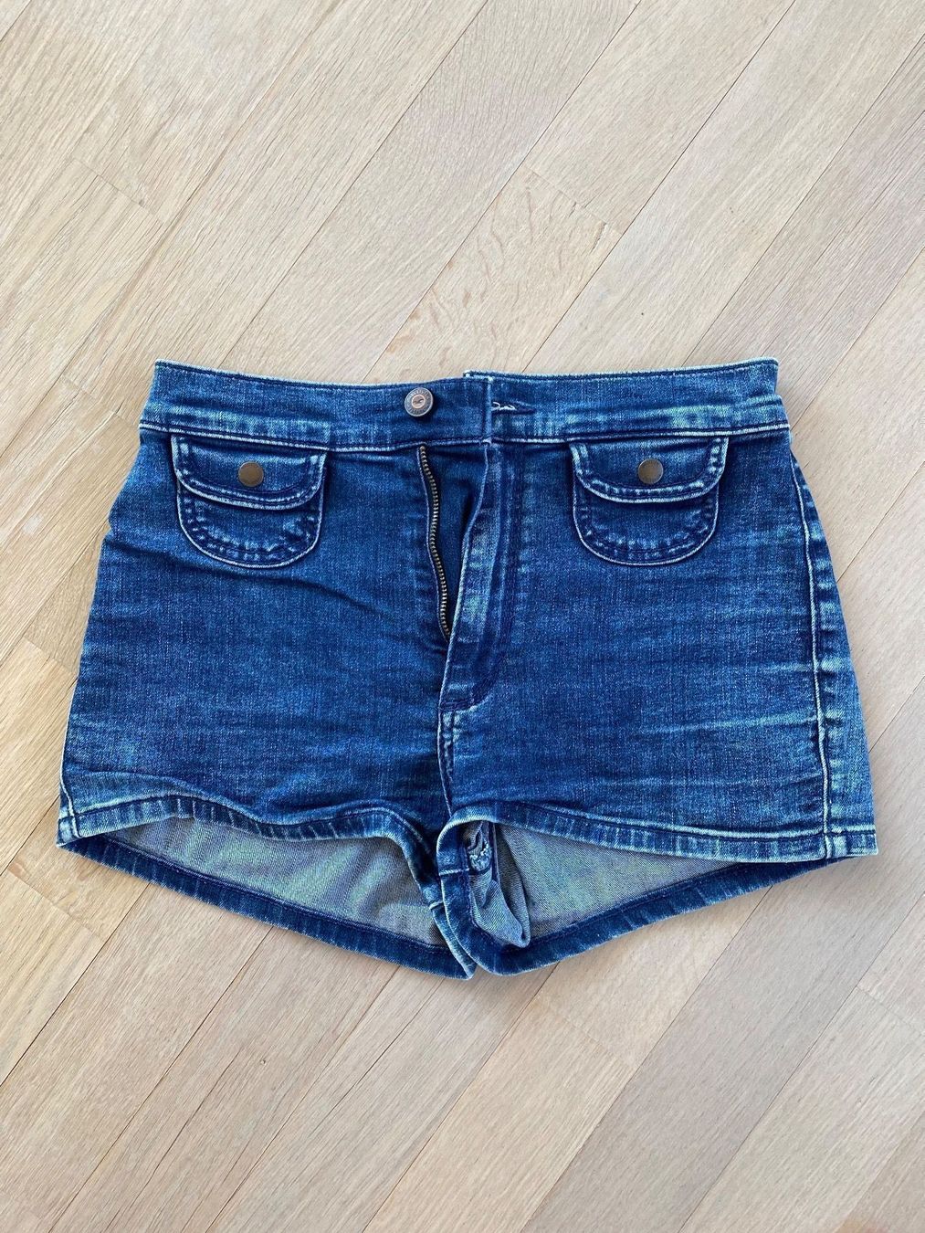 Hollister Jeans: Hotpants – Usato da Ettingen venduto da gaggalari 1