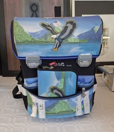 Schulranzen Motiv Adler und Berge 40cm hoch