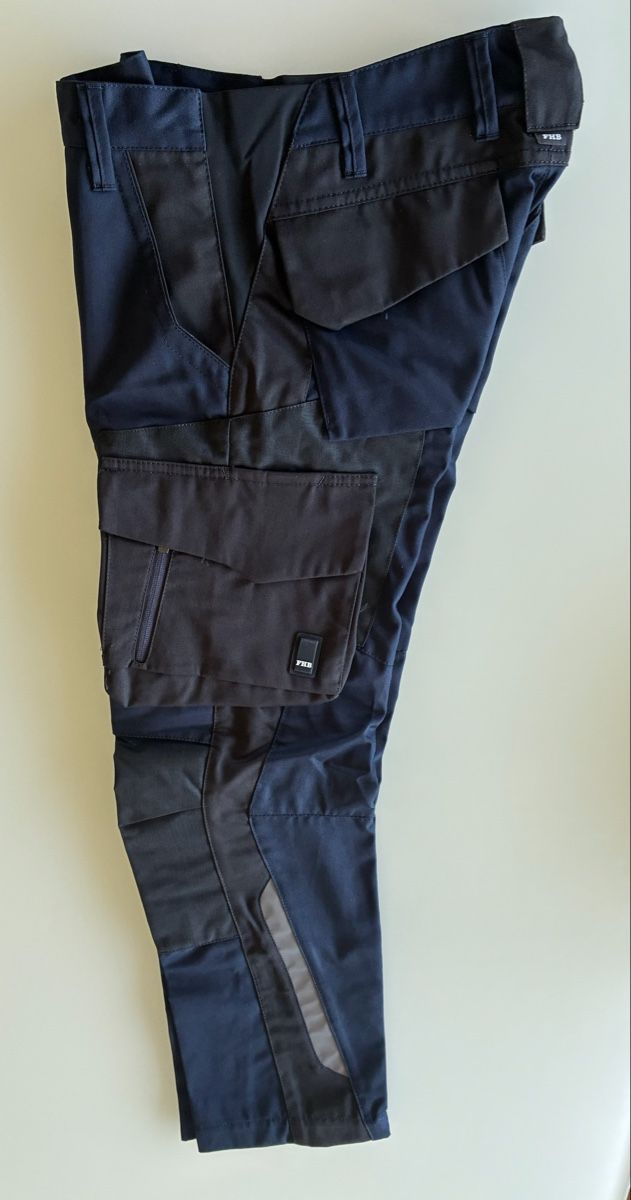 Pantaloni: FHB Arbeitshose marineblau – Nuovo e nell'imballaggio originale da Murten venduto da Stounine 1