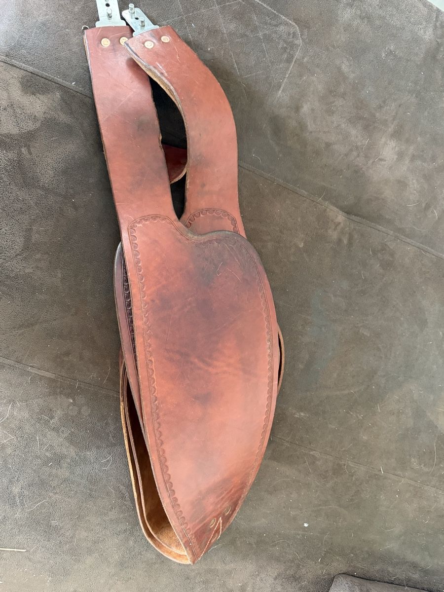 Selles, accessoires: Westernfender braun – D'occasion à Beinwil (Freiamt) par Lialina