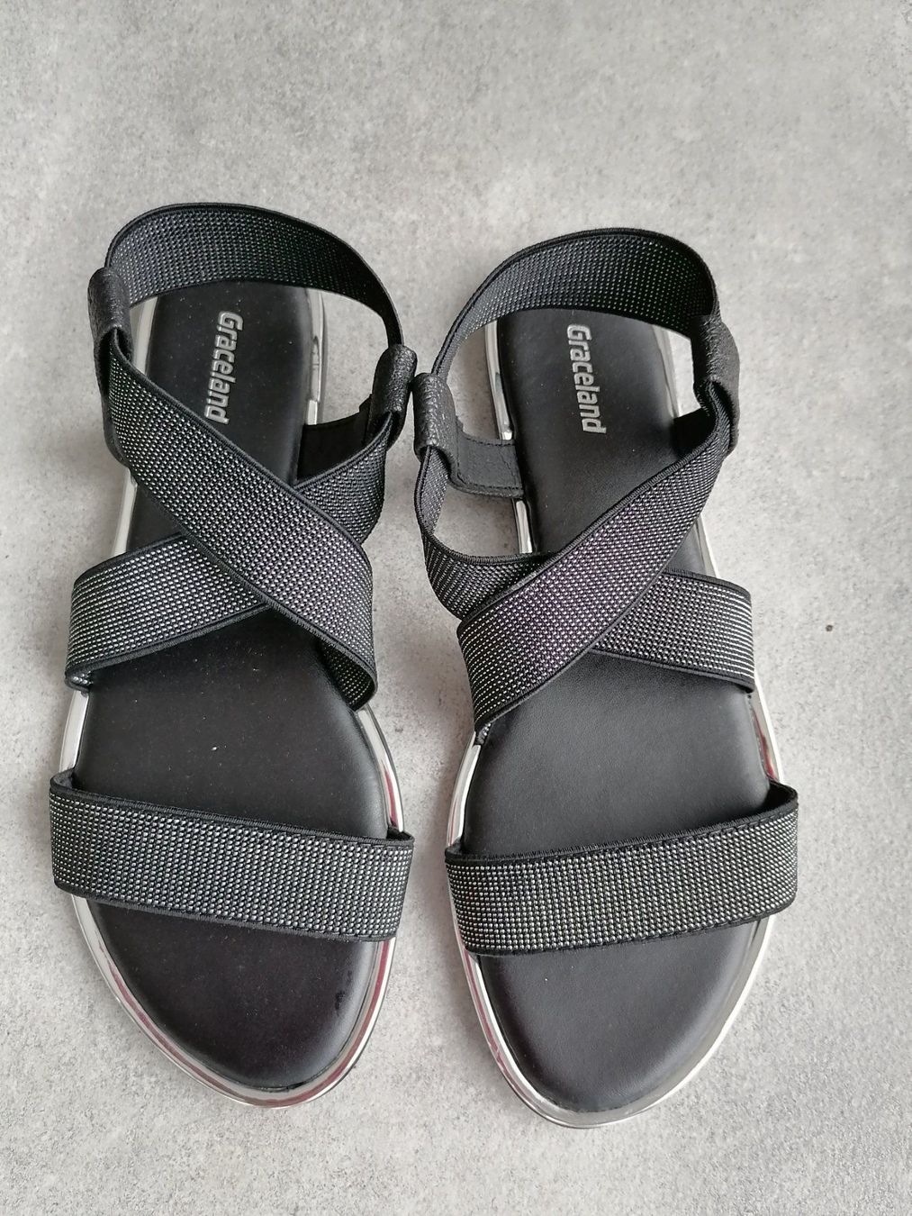 Damenschuhe: Sandales neuves taille 38 – Neu und originalverpackt aus Chez-le-Bart von jasse