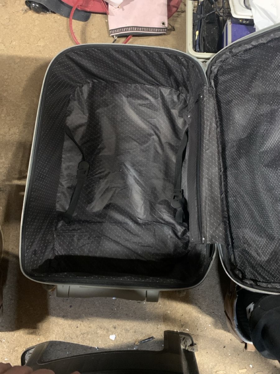 Valigie: OCCE Reisekoffer Koffer Trolley 2 Räder – Usato da Opfikon venduto da Safside 1