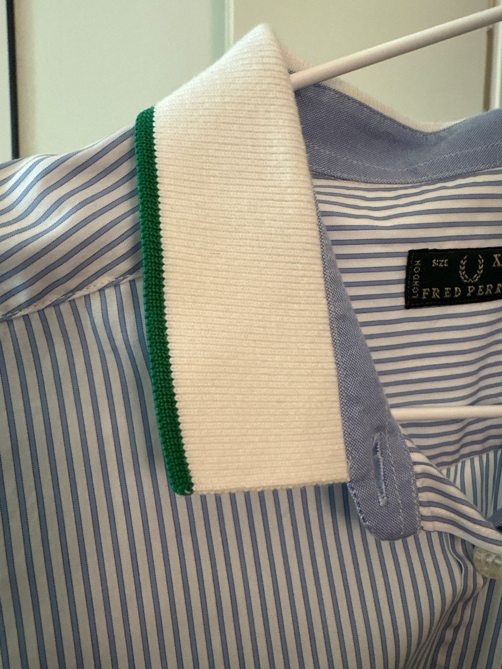 Fred Perry Blusen: Hemd Fred Perry – Neu (gemäss Beschreibung) aus Zürich von bbbggg 3