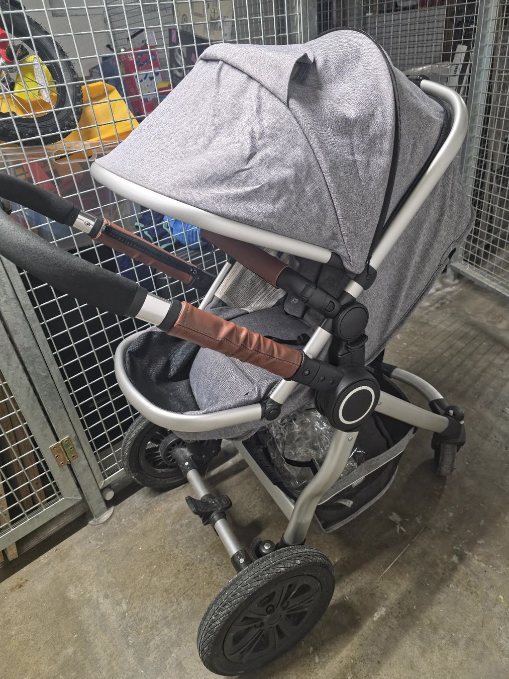 Carrozzine: Kinderkraft Kinderwagen 3in1 – Usato da Luzern venduto da ELpapu 2