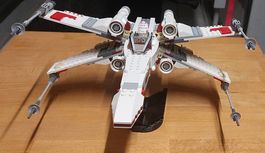 StarWars X-wing Starfighter Lego 9493