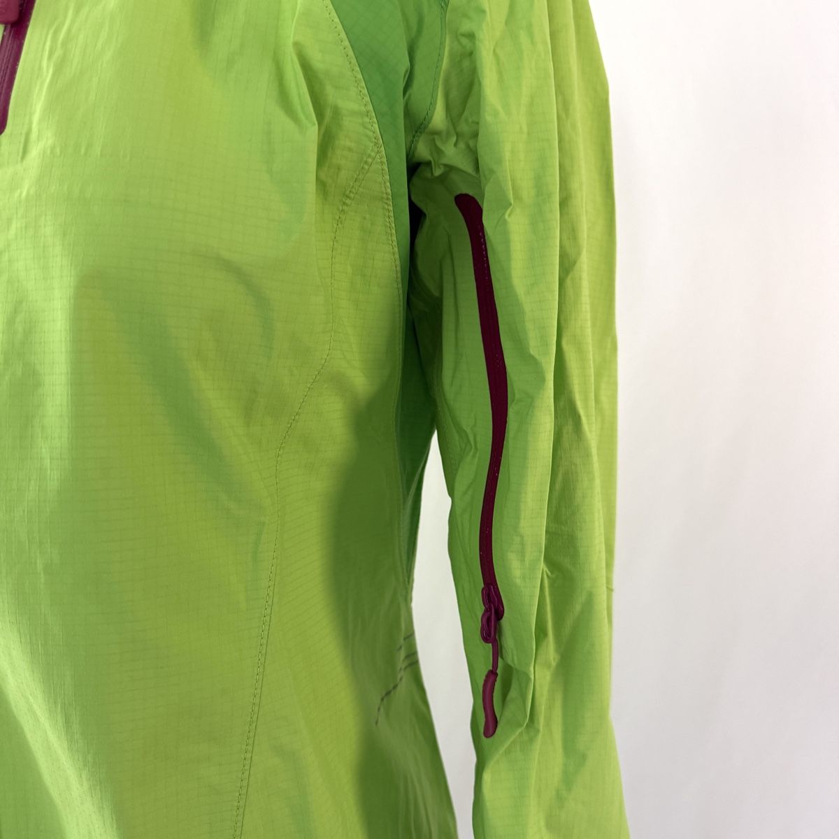 Norrøna Giacche: NORRONA Fjora New GORE-TEX Jacket – Nuovo (secondo la descrizione) da Emmen venduto da Colette-Juliette 3