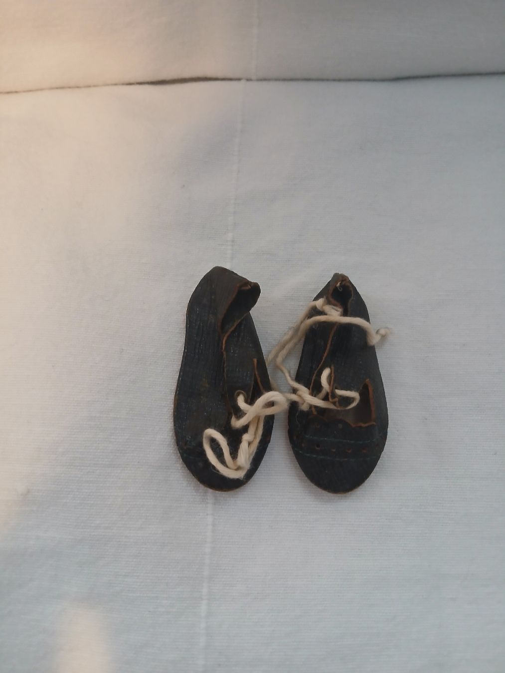 Bambole: Antike Puppenschuhe von Kaiser&Co Bern – Usato da Heimberg venduto da smi_jl82