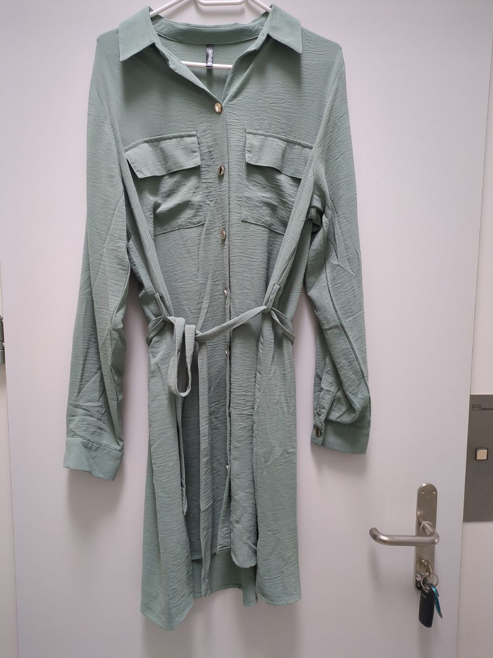 Vestiti: Blusenkleid Chicoree Gruen Groesse L mit Bindeguertel – Usato da Matten b. Interl venduto da Quella79
