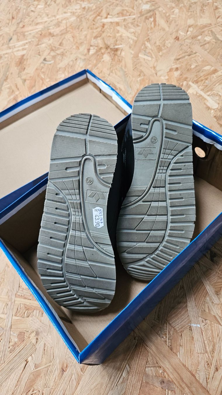 Scarpe da uomo: Lico Freizeitschuh mit Klettverschlüssen Gr. 40 – Nuovo e nell'imballaggio originale da Koppigen venduto da Ready2Work 1