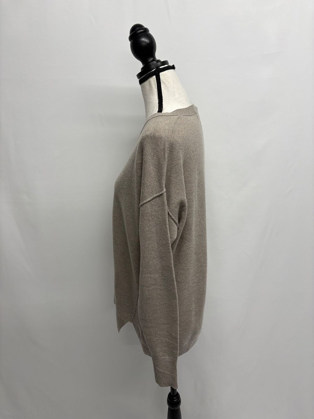 Maglioni & Felpe: FFC Kaschmir Pullover Beige S/M V-Ausschnitt – Nuovo (secondo la descrizione) da Regensdorf venduto da secondchancefashion 2
