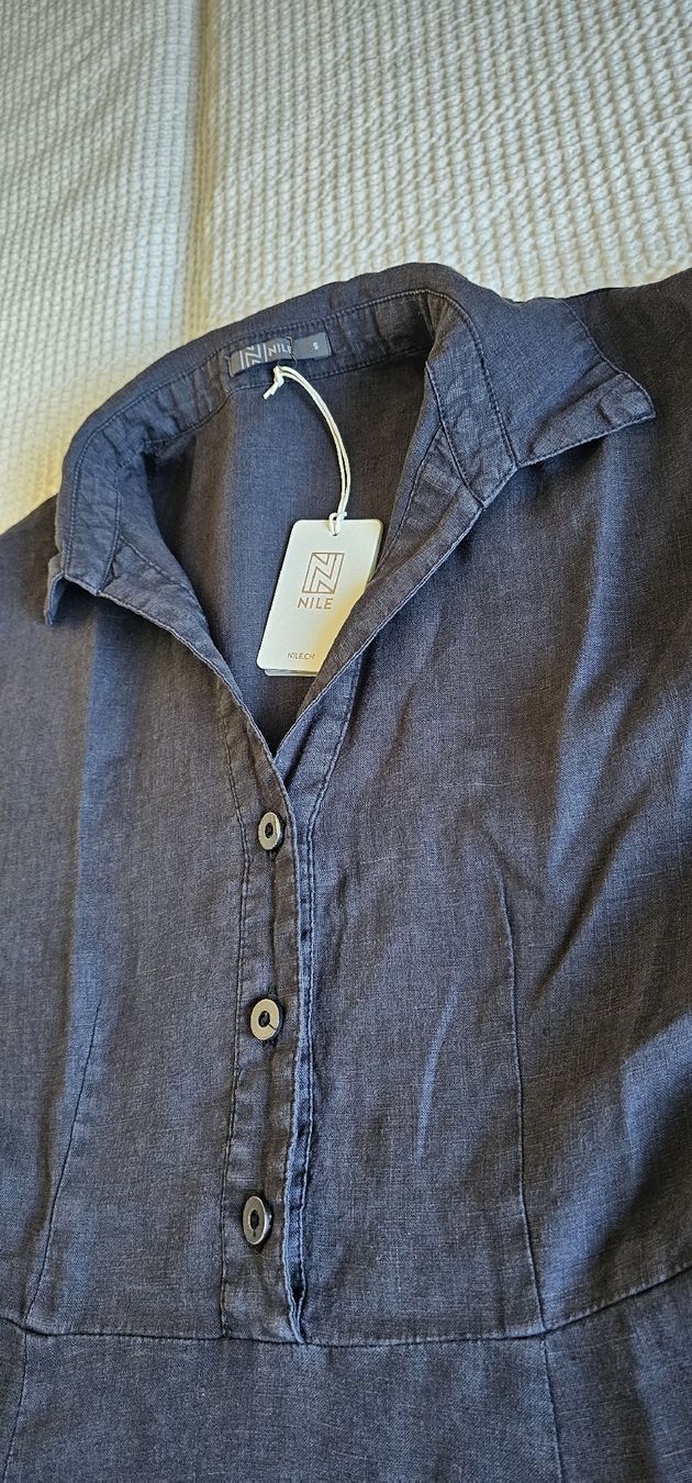 Nile Vestiti: Nile ~ Leinenkleid mit V-Ausschnitt – Usato da Kollbrunn venduto da Antikmann 2