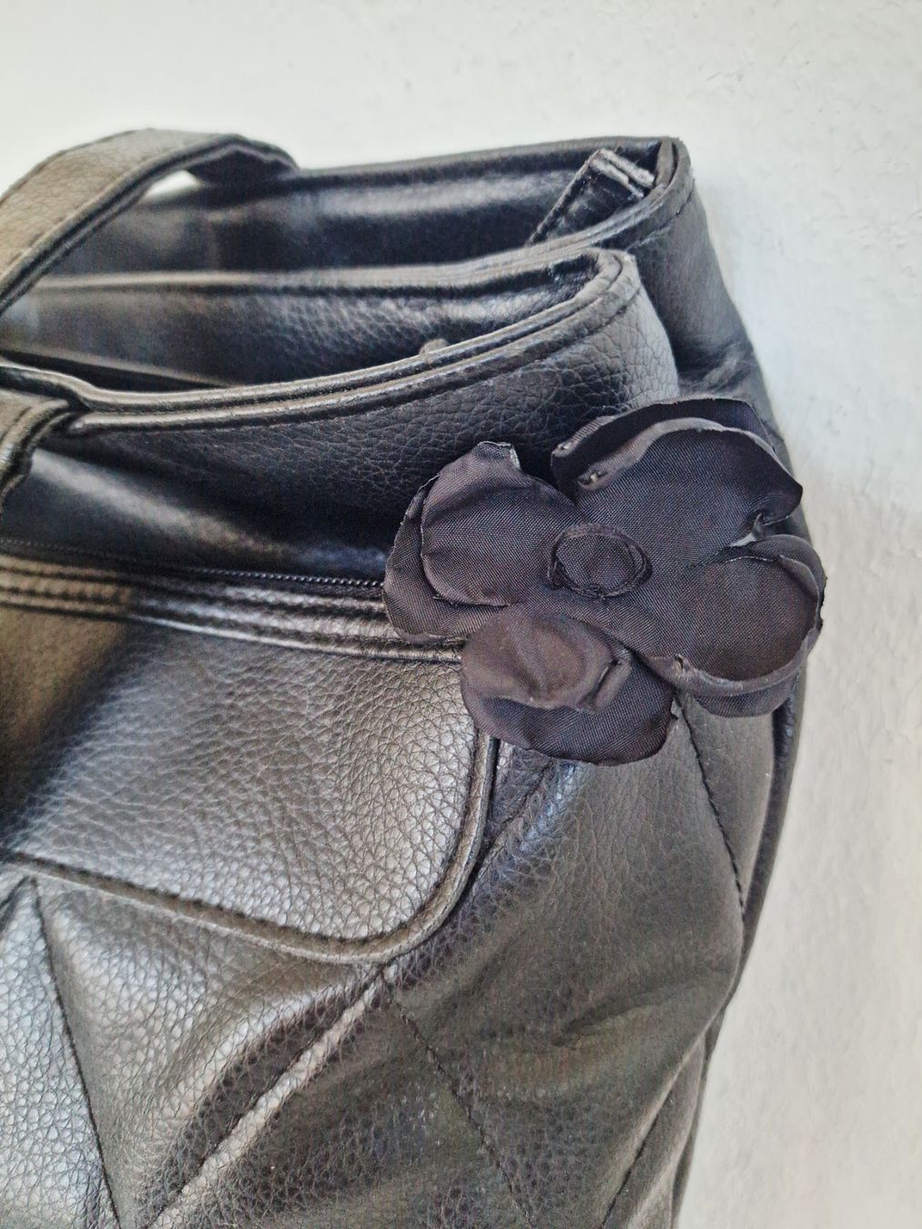 Borse da donna: Handtasche Shopper in Schwarz – Usato da Hallau venduto da CHACLA 1