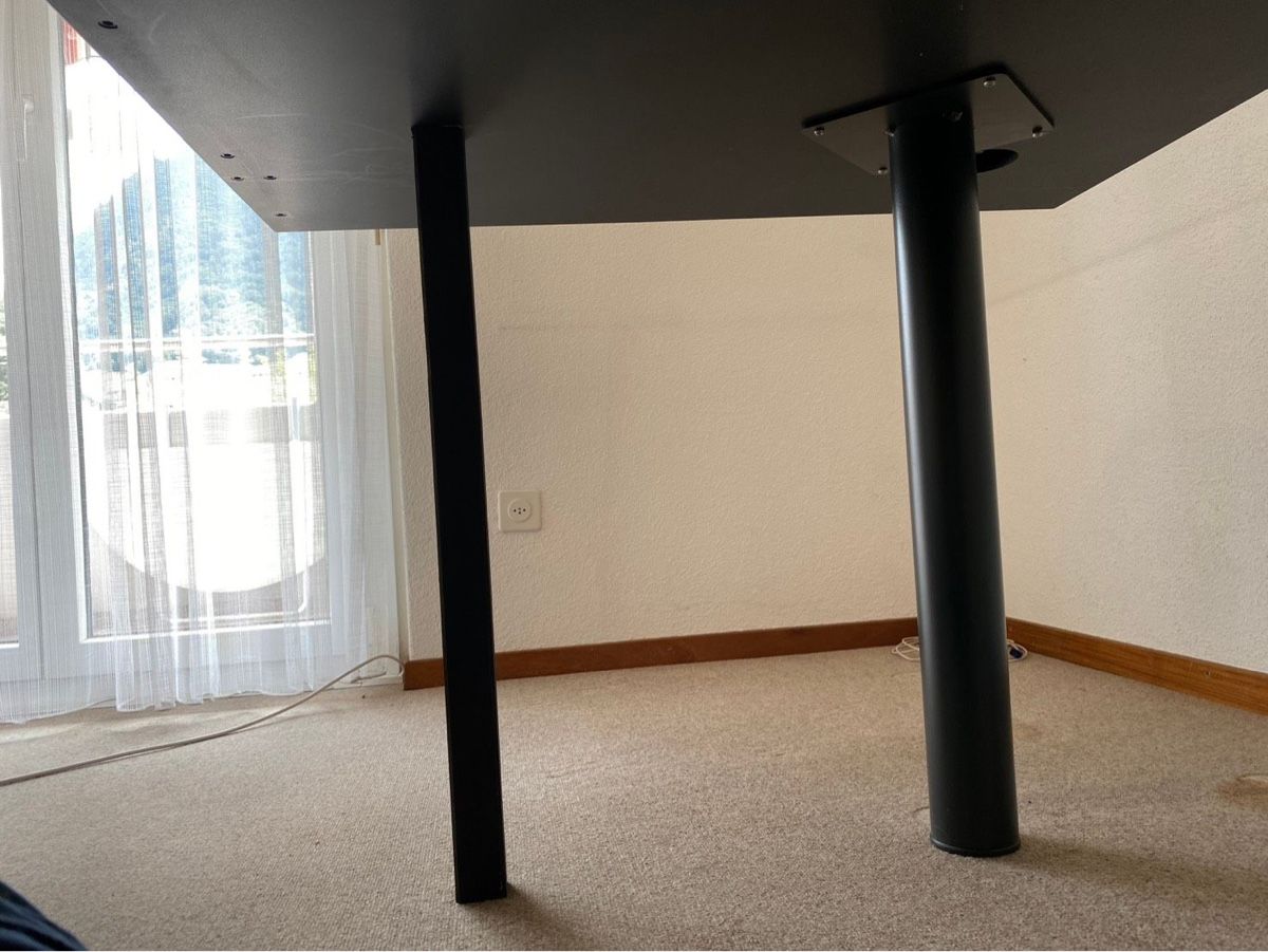 Bureaux: Bürotisch – D'occasion à Dietikon par Gus7 3