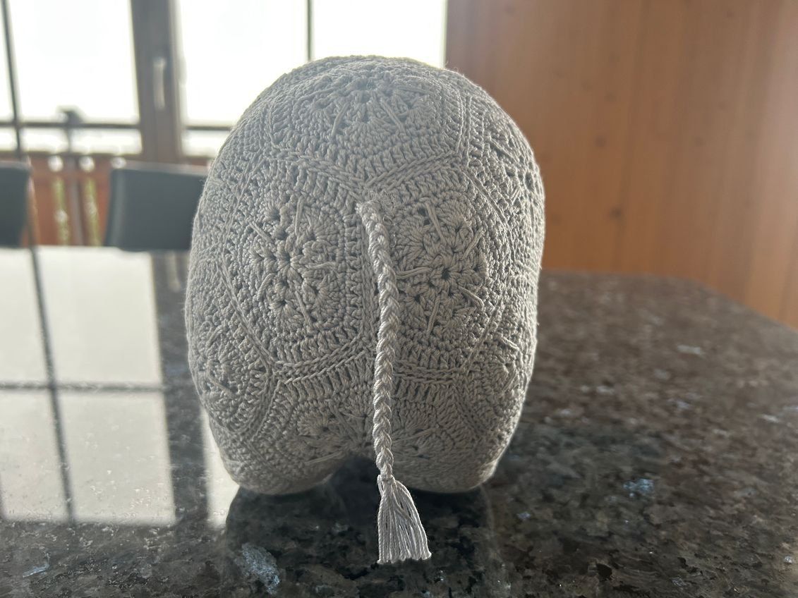 Spielzeuge: Häkeltier Elefant African Flower Technik -Handarbeit- – Neu (gemäss Beschreibung) aus Beatenberg von nonnkari 5