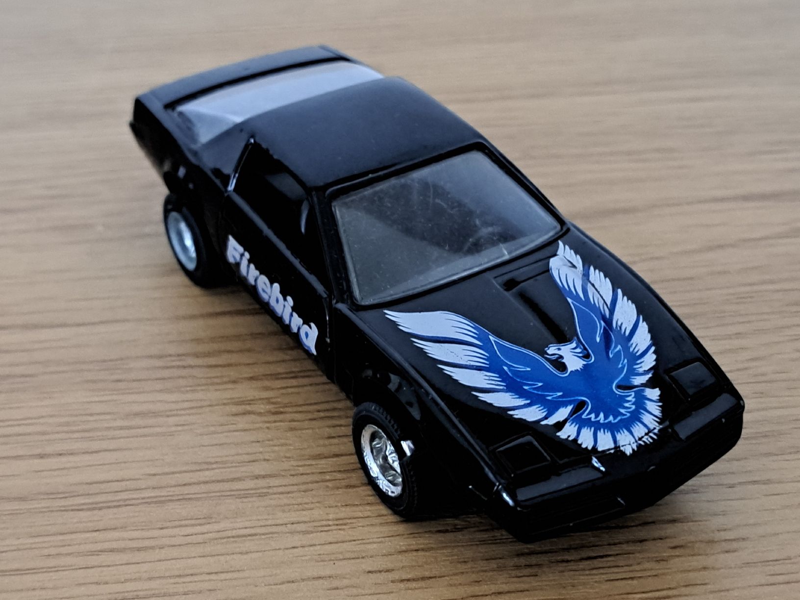 Yat Ming Modellini d'auto: Yat Ming : Pontiac Firebird 1:43 – Usato da St-Imier venduto da supernova21 4