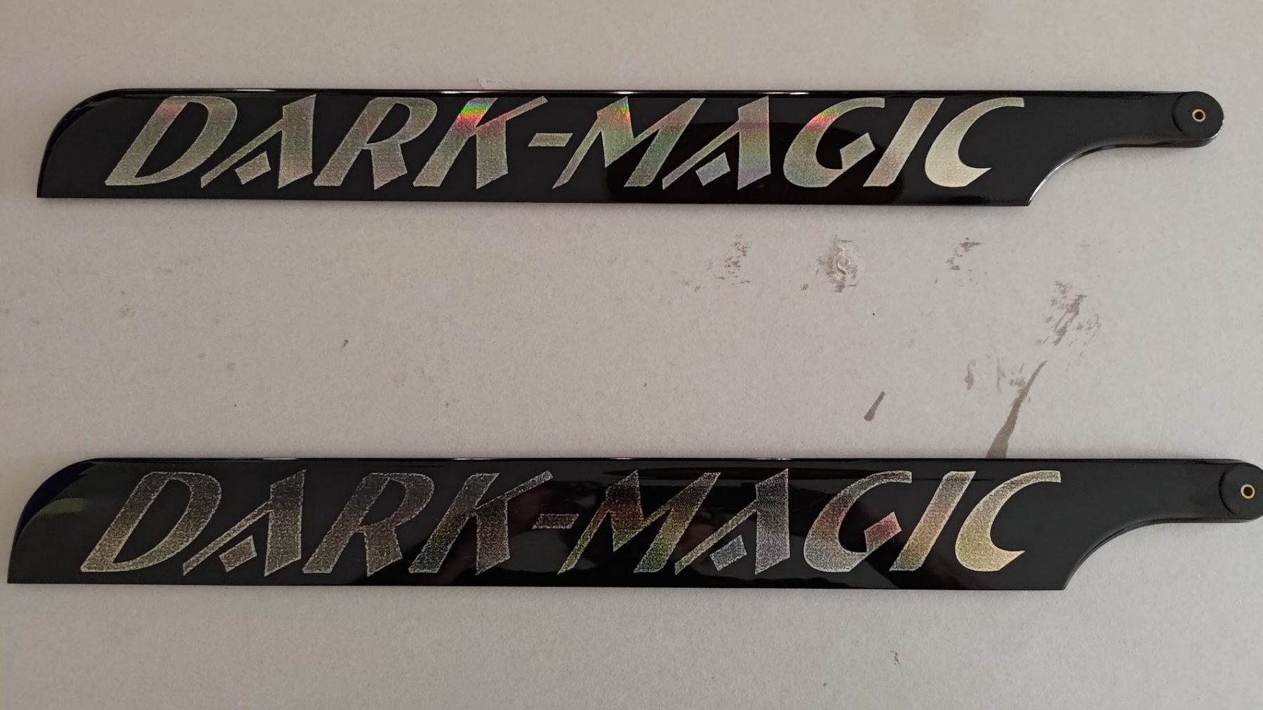Modellismo RC: Rotorblätter Dark-Magic – Usato da Lützelflüh-Goldb venduto da alb_d9cx
