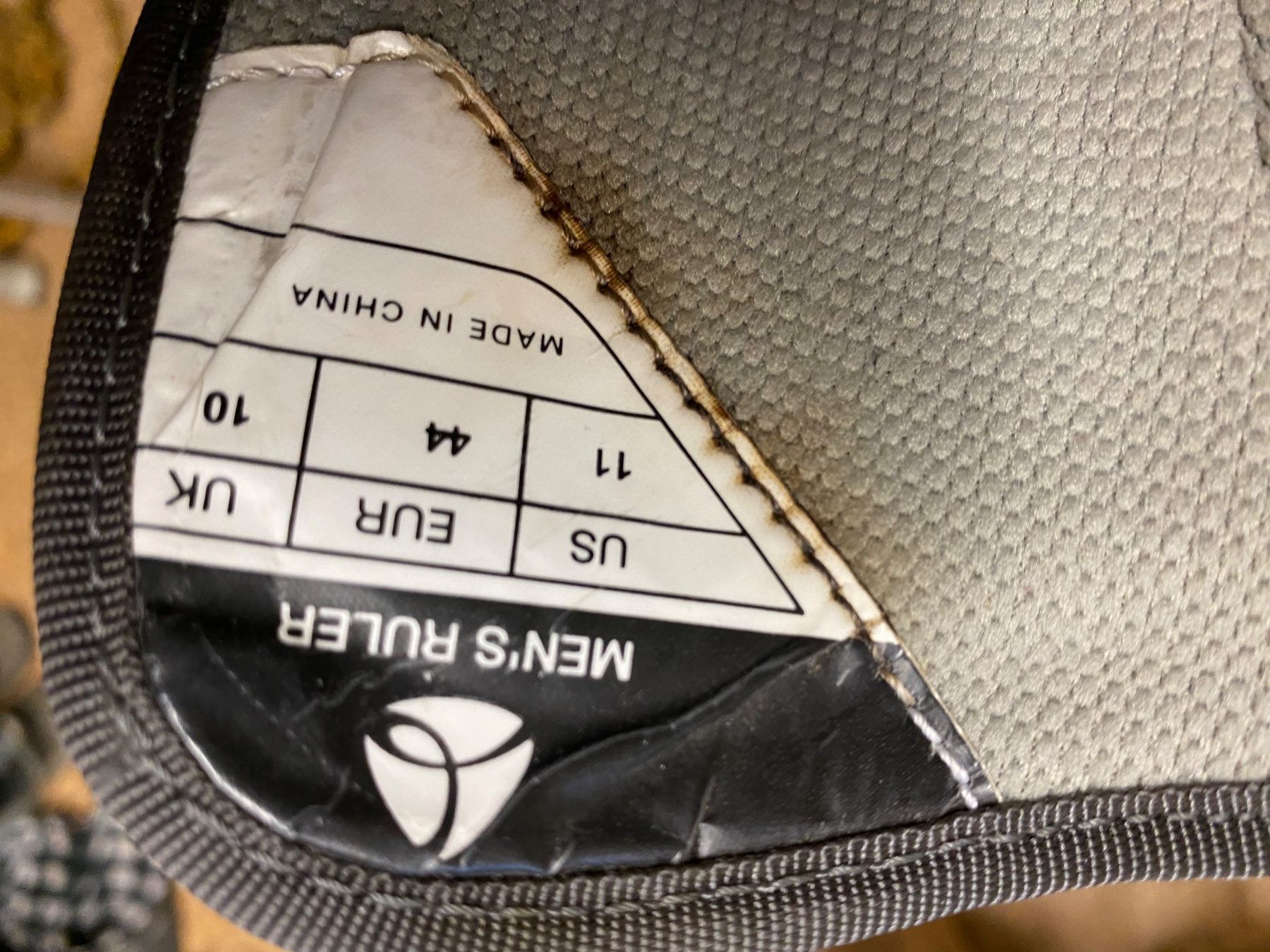 Scarpe da uomo: Snowboard Schuh Ruler Grösse 44 – Usato da Sennhof venduto da herz40 2