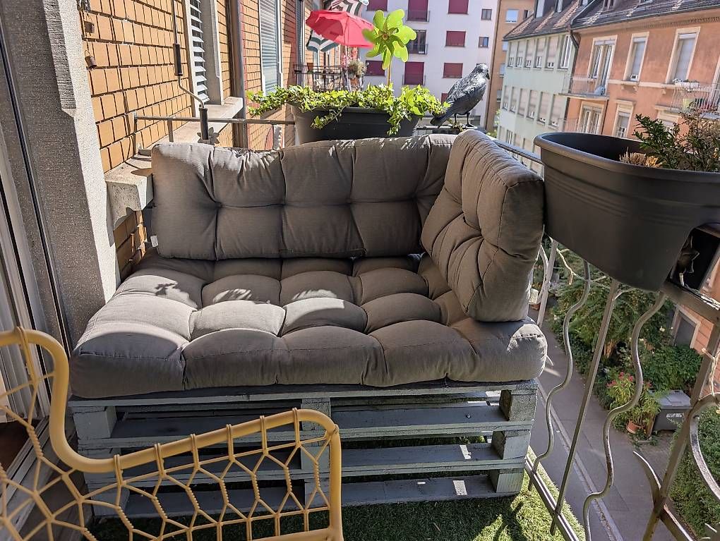 Sofas: Paletten Lounge Couch // Pallet Sofa – Gebraucht aus Zürich von ahe_7gq2 2