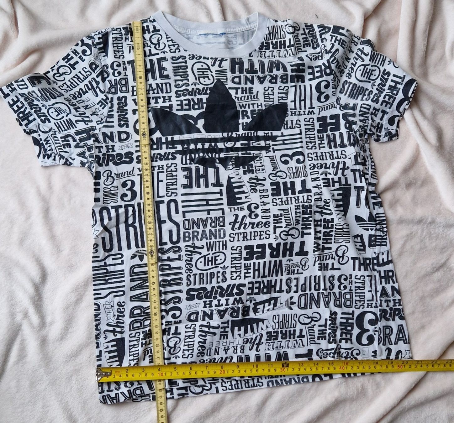 Lotti & Set di vestiti: lot 5 t-shirts taille 164 - M – Usato da Epalinges venduto da Ozili 1