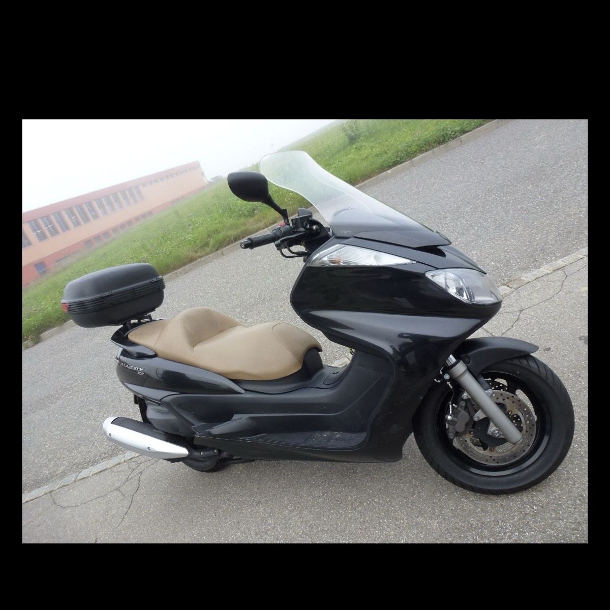 Yamaha Strada: Yamaha YP Majesty – Usato da Hinwil venduto da boslo74