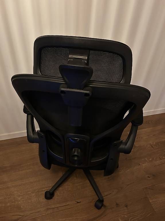 Stühle: Chaise de bureau/gaming – Neu und originalverpackt aus La Croix-de-Rozon von jul_vnk6 2