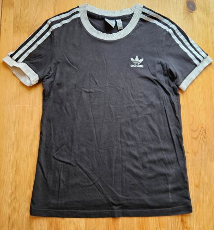 T-Shirt adidas Grösse 32/XS Shirt retro/vintage look