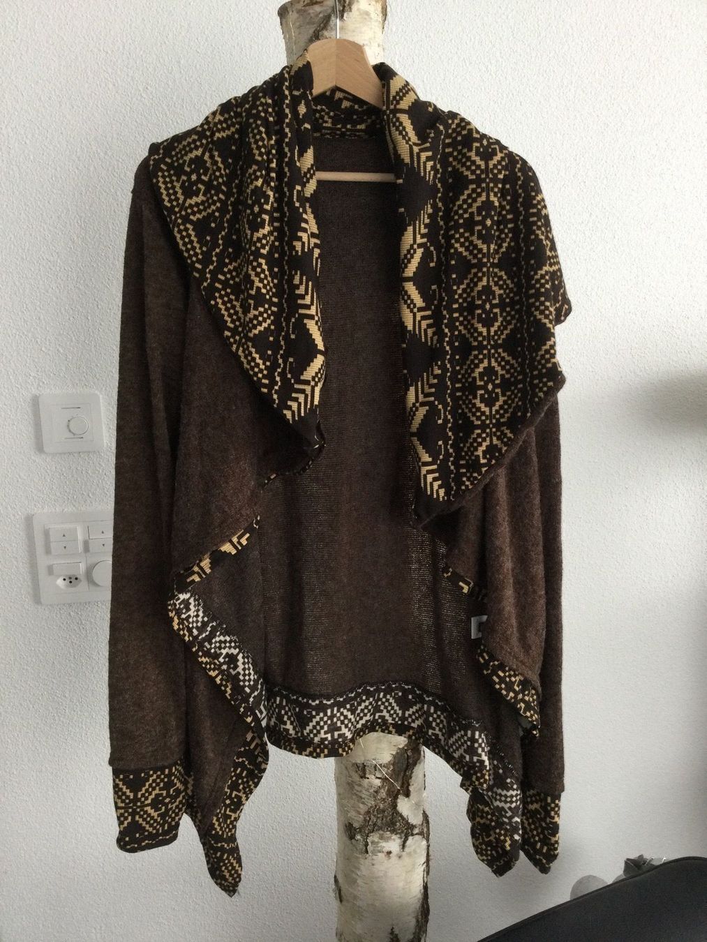 Jacken: Schöner Cardigan / Umhang – Neu (gemäss Beschreibung) aus Erlinsbach SO von Adica 1
