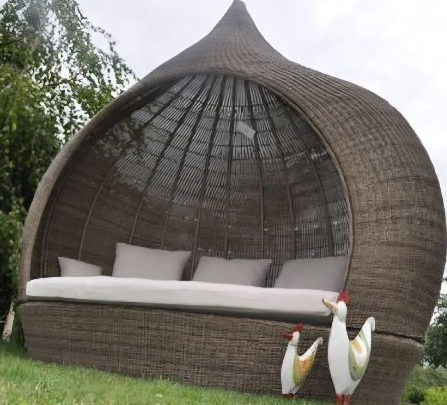 Viplounge Sofas: Rattan Lounge Insel Original – Gebraucht aus Fruthwilen von JanLoew95 1